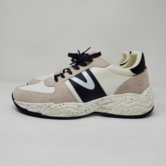 Tretorn Lexie Sneakers in Excellent barely worn condition  - Size 11 - Picture 5 of 8